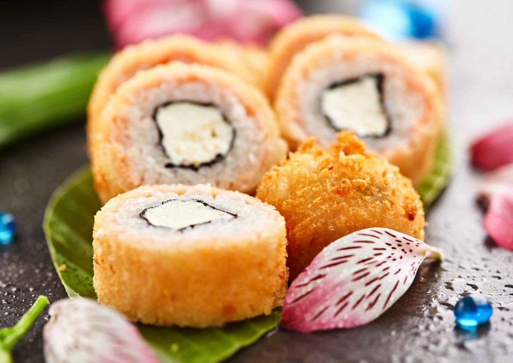 Sushi w tempurze – co trzeba o nim wiedzieć?