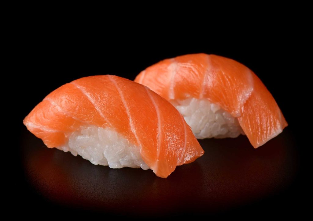 Jaka ryba do sushi jest najlepsza? Przewodnik po gatunkach i o tym, jak rozpoznać świeżość